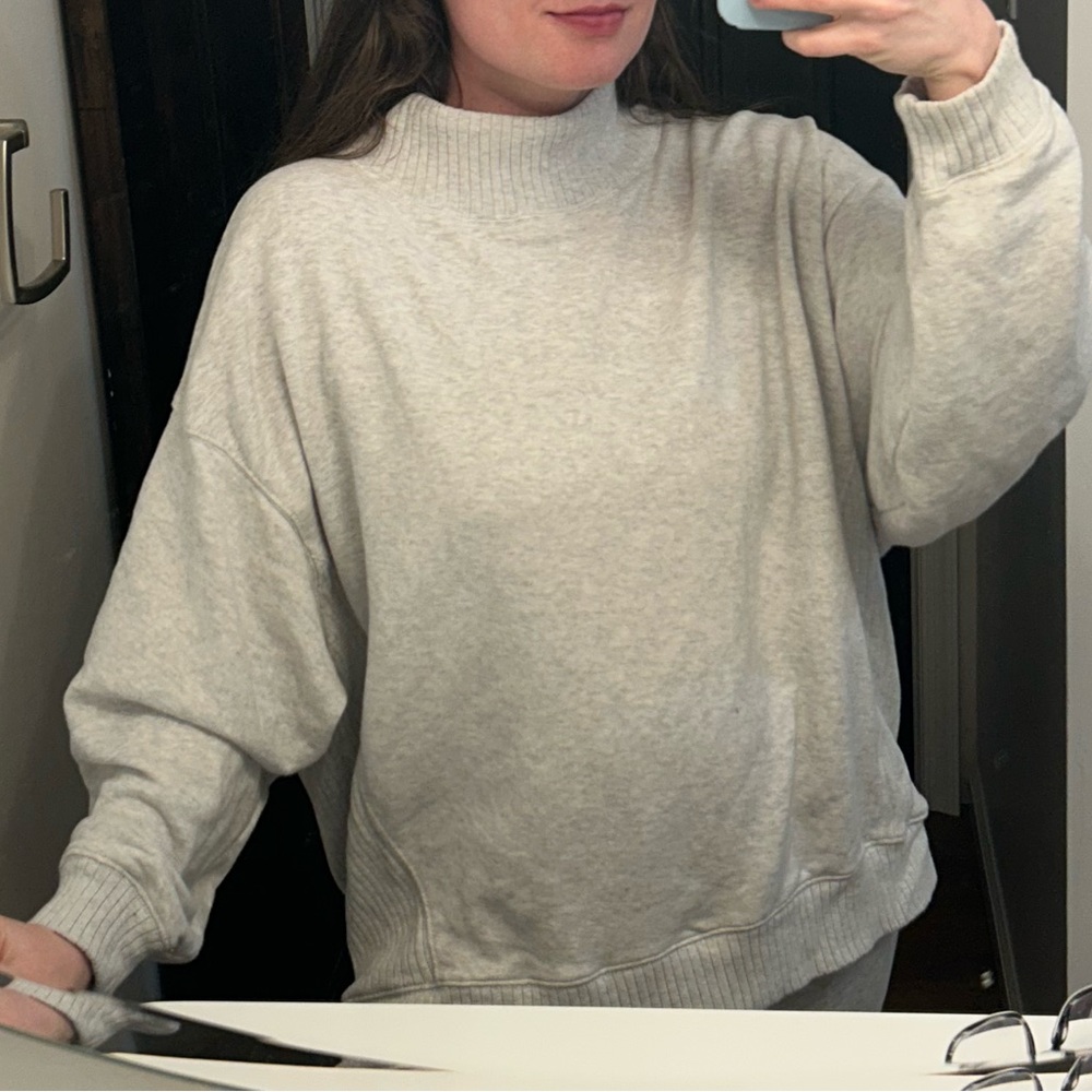 Aerie Light Gray Mock Neck Sweatshirt Size Large